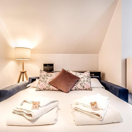Bbhome Penthouse Bright And Elegant Metro Conca D'Oro ローマ エクステリア 写真