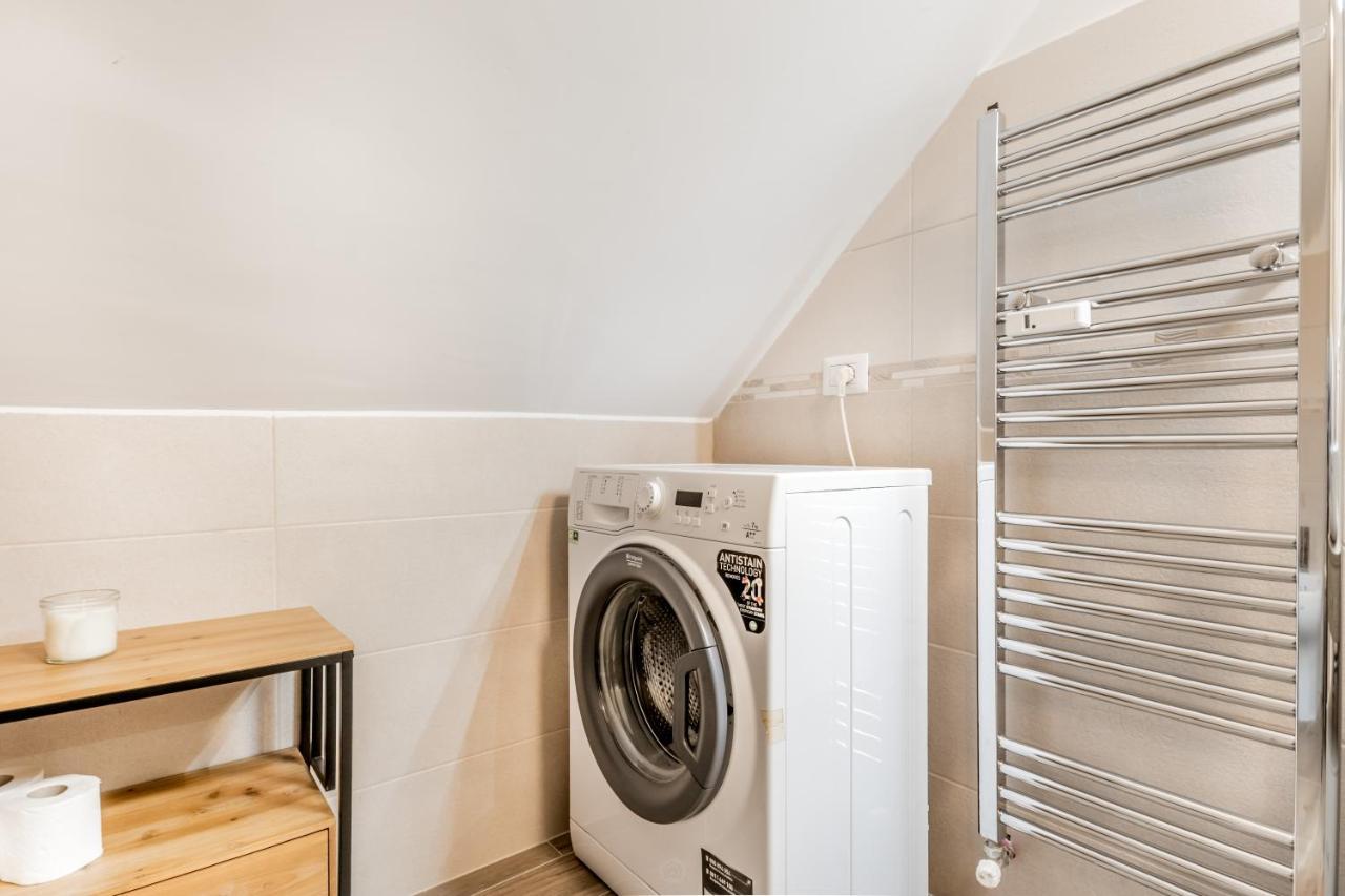Bbhome Penthouse Bright And Elegant Metro Conca D'Oro ローマ エクステリア 写真